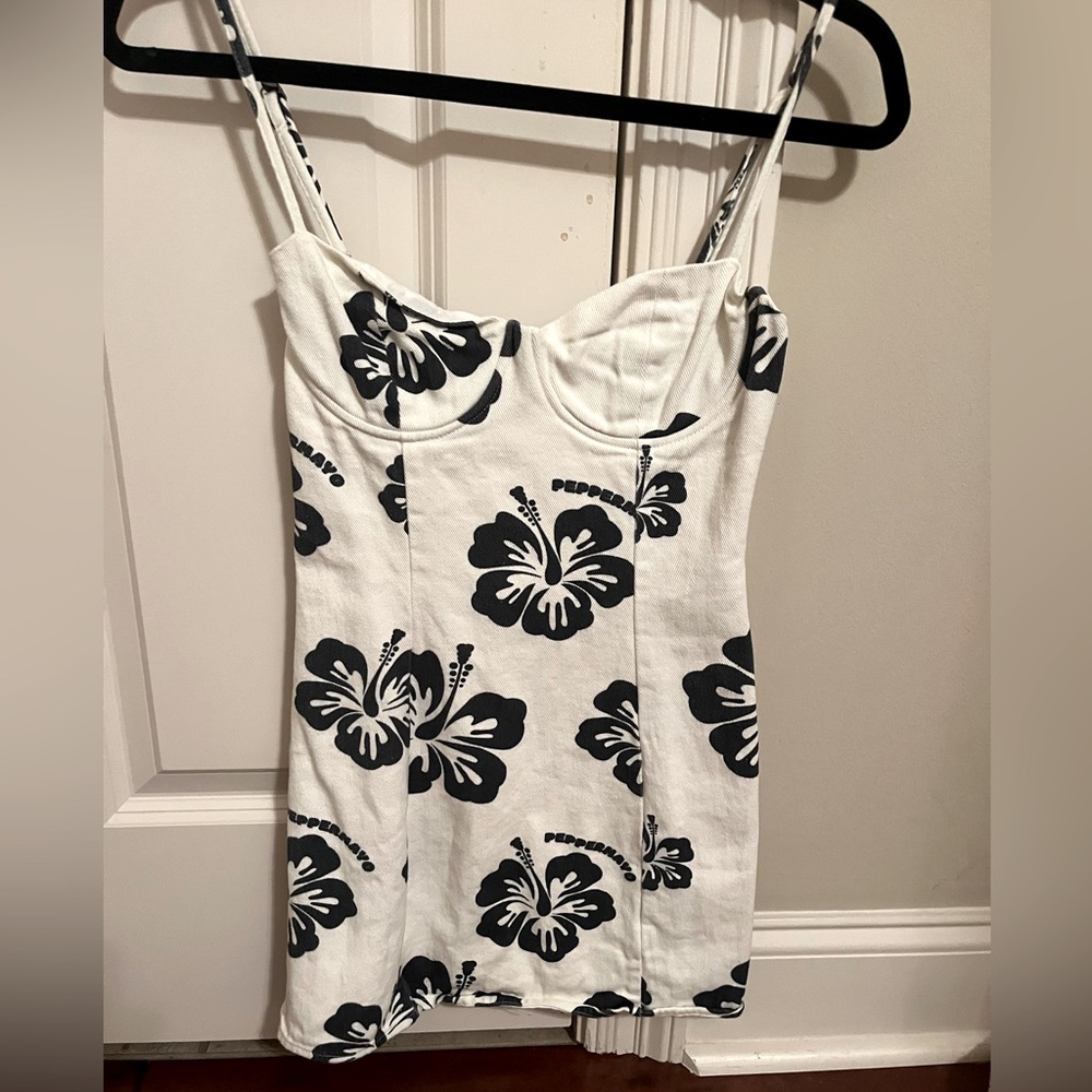Peppermayo floral mini dress size 0